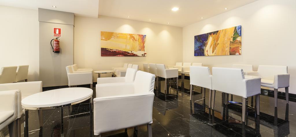 Globales Palmanova Hotel Bagian luar foto
