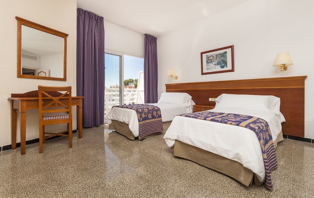 Globales Palmanova Hotel Bagian luar foto
