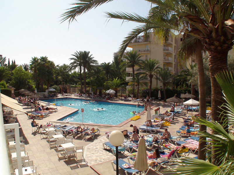 Globales Palmanova Hotel Bagian luar foto